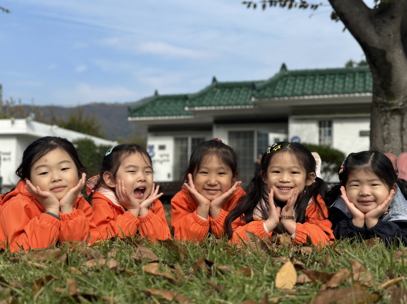 가을을 만끽하는 처칠반 친구들